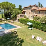 Relais Daire Badia A Passigano